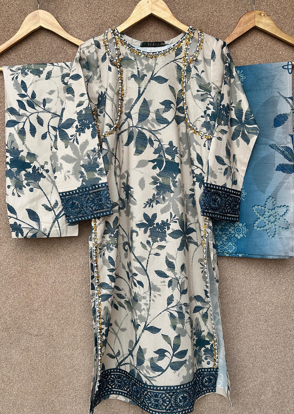 HNR-09 - Cream - Readymade - Haroon Cotton Suit 2025 - Memsaab Online