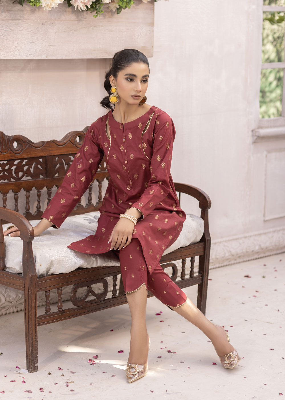 MDM-62 - Readymade - Embroidered Cotton Suit - Memsaab Online