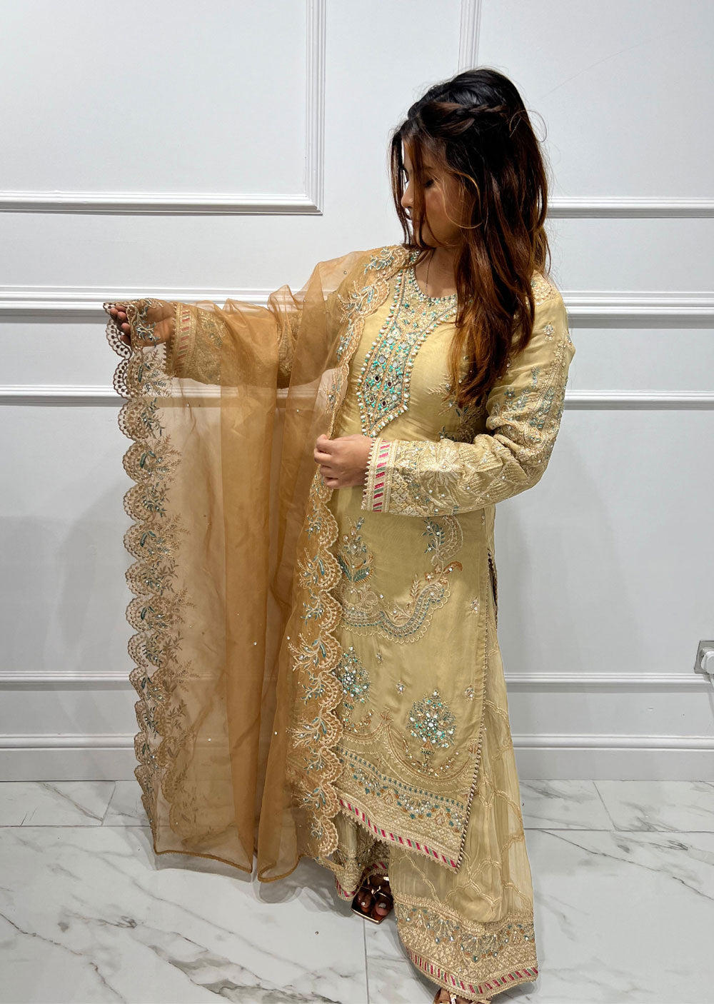 SJN3159 Raeesa - Readymade Chiffon Suit - Memsaab Online