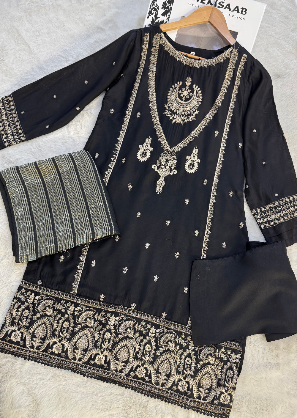 HK133 - Black - Readymade Linen Outfit