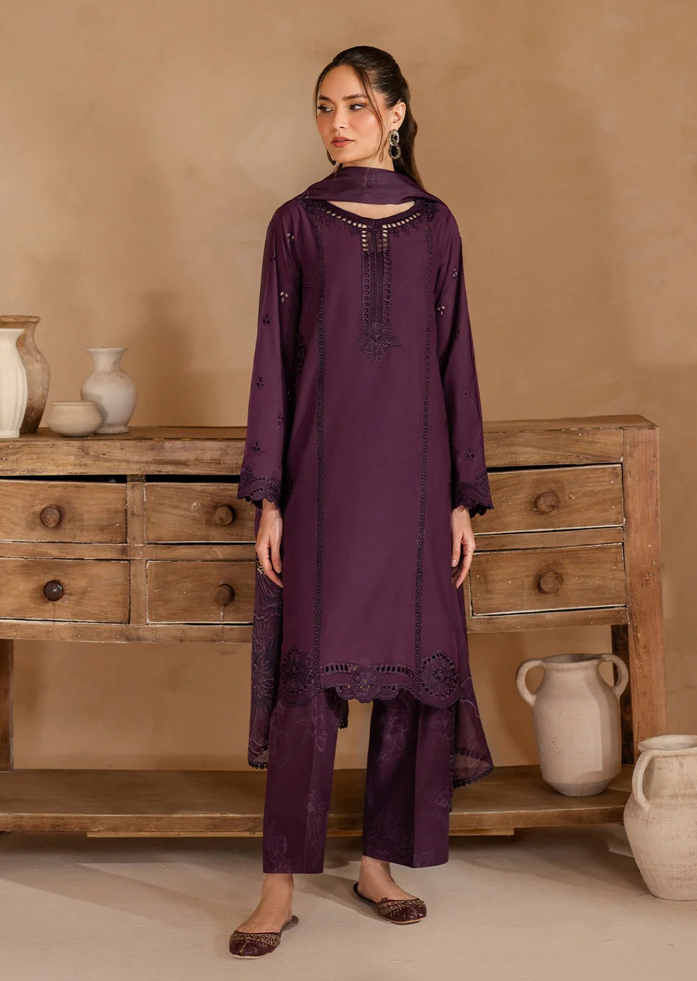 IFE-UE-467-Iznik Printed Lawn Edition 2025 - Memsaab Online