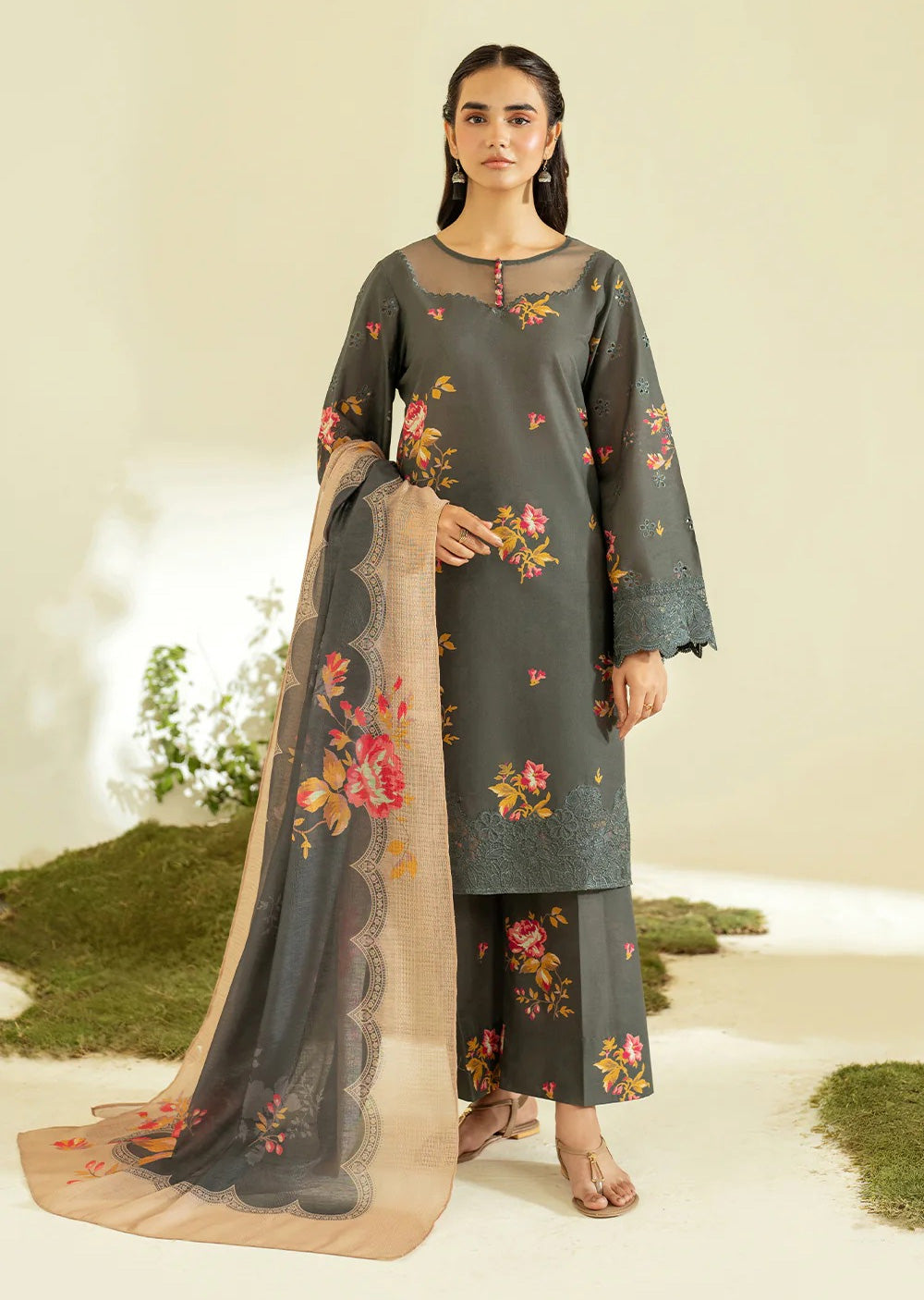 IFE-UE-452-Iznik Printed Lawn Edition 2025 - Memsaab Online