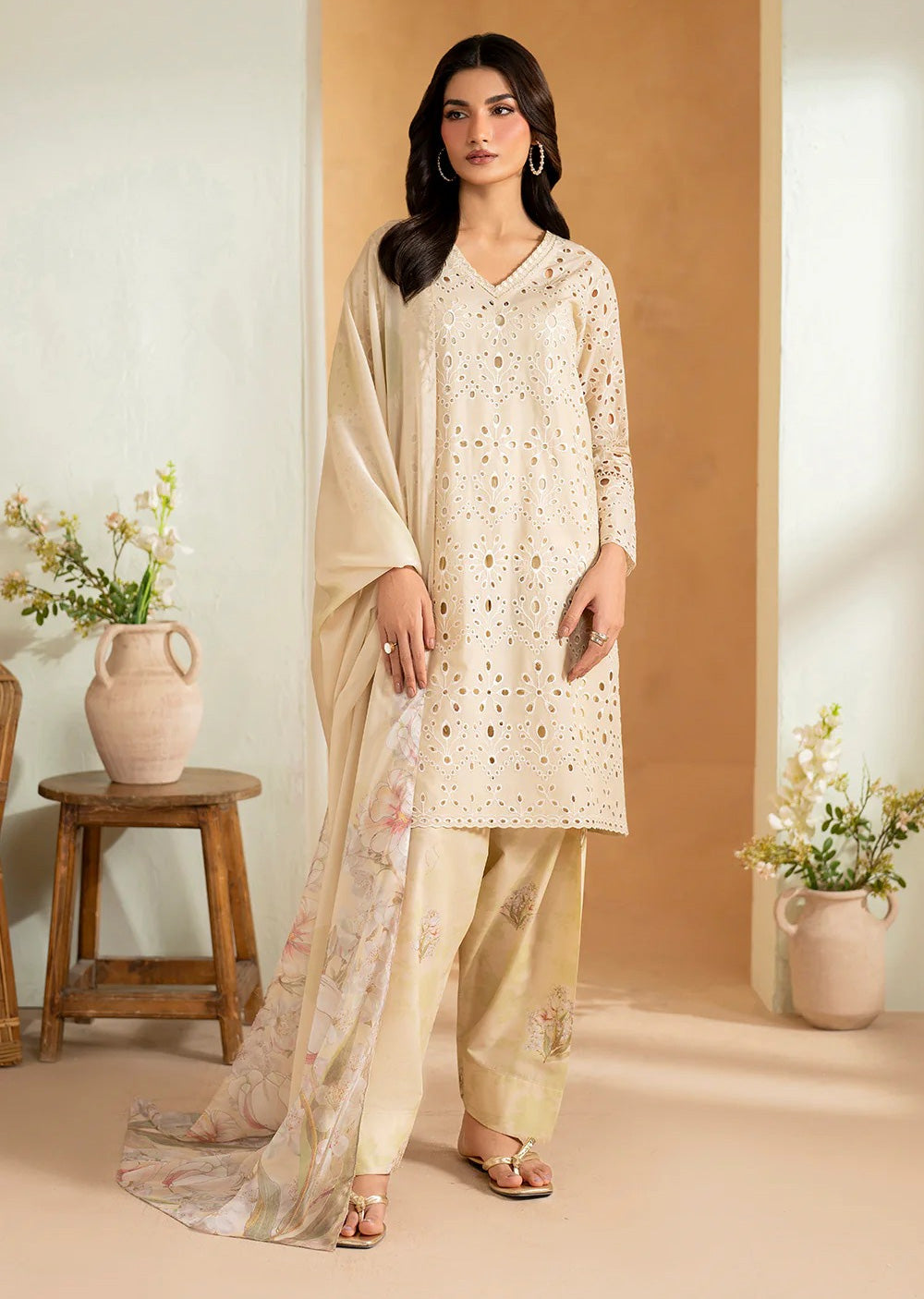 IFE-UE-471-Iznik Printed Lawn Edition 2025 - Memsaab Online