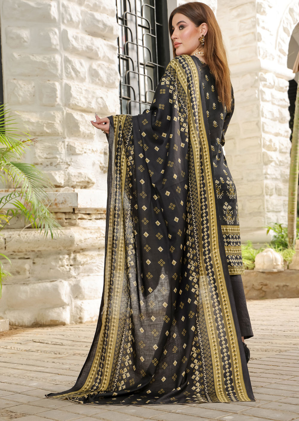 AMT48014 - Black/Gold Readymade Lawn Suit - Memsaab Online