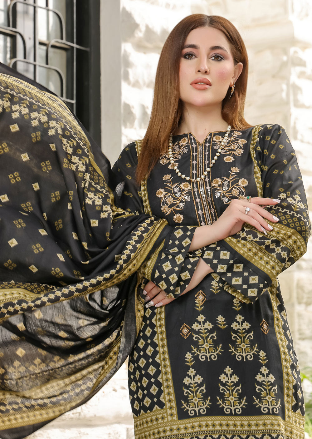 AMT48014 - Black/Gold Readymade Lawn Suit - Memsaab Online