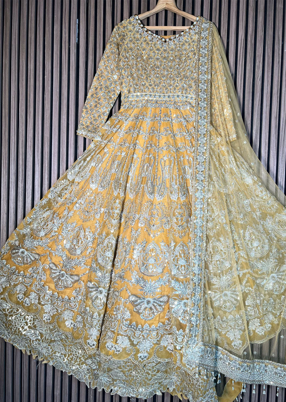 MW23-535 - Readymade - Mehr-O-Maah Wedding Collection 2024 - Memsaab Online