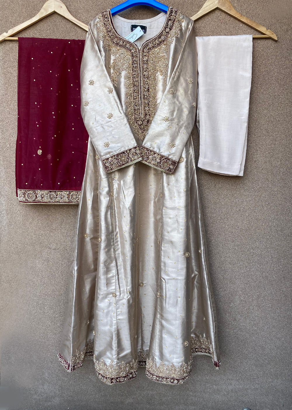 SRB3237 - Skin - Sehrish B Design 2025 - Memsaab Online