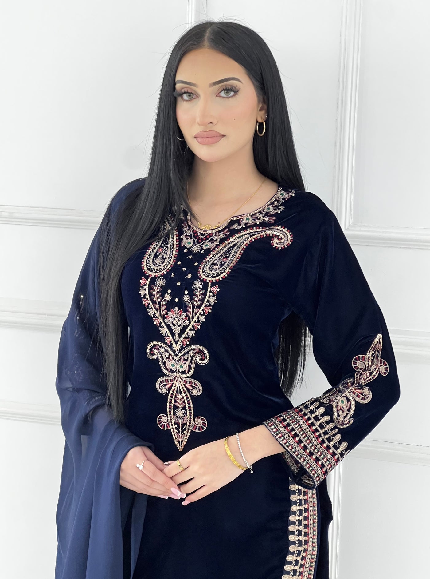 BPH-207  - Readymade Velvet Suit