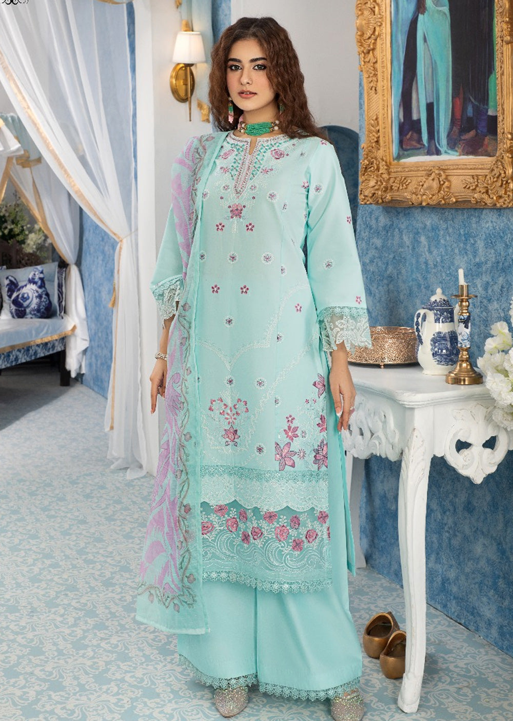 HSS-289 - Readymade Heeras Suit - Memsaab Online