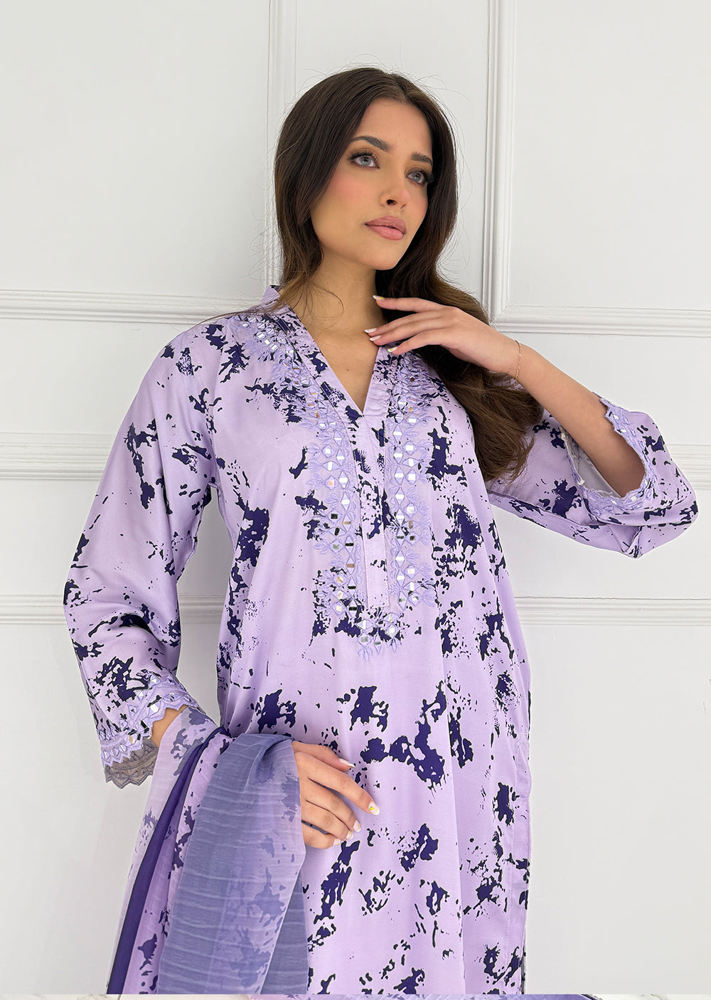 SMR3102 Yumna - Lilac Readymade Silk Suit - Memsaab Online