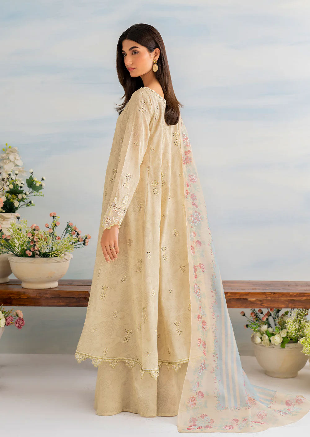 IGL-03-R - Readymade - Guzel Lawn Collection by Iznik 2024 - Memsaab Online