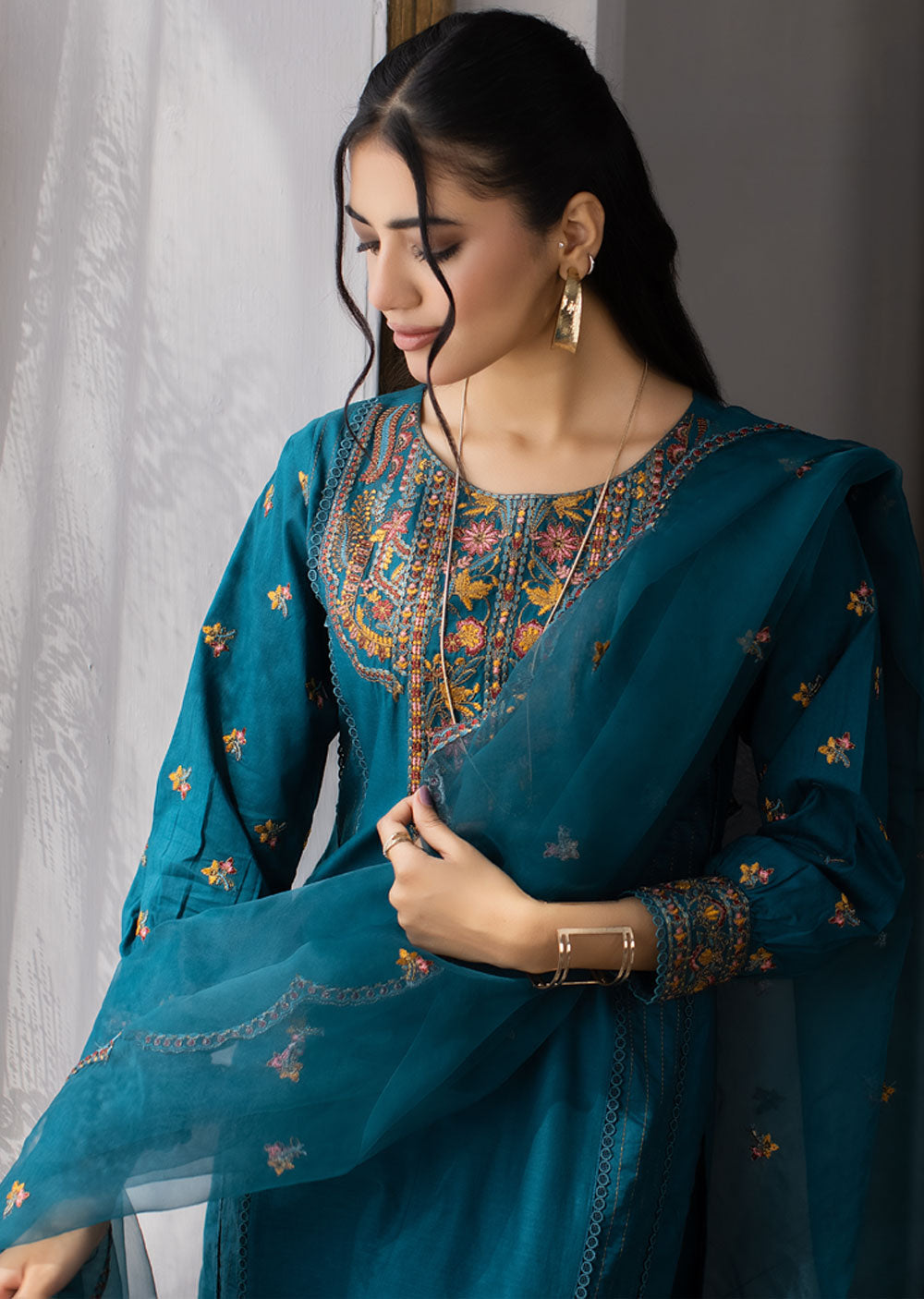 MDM-71 - Readymade - Embroidered Cotton Suit - Memsaab Online