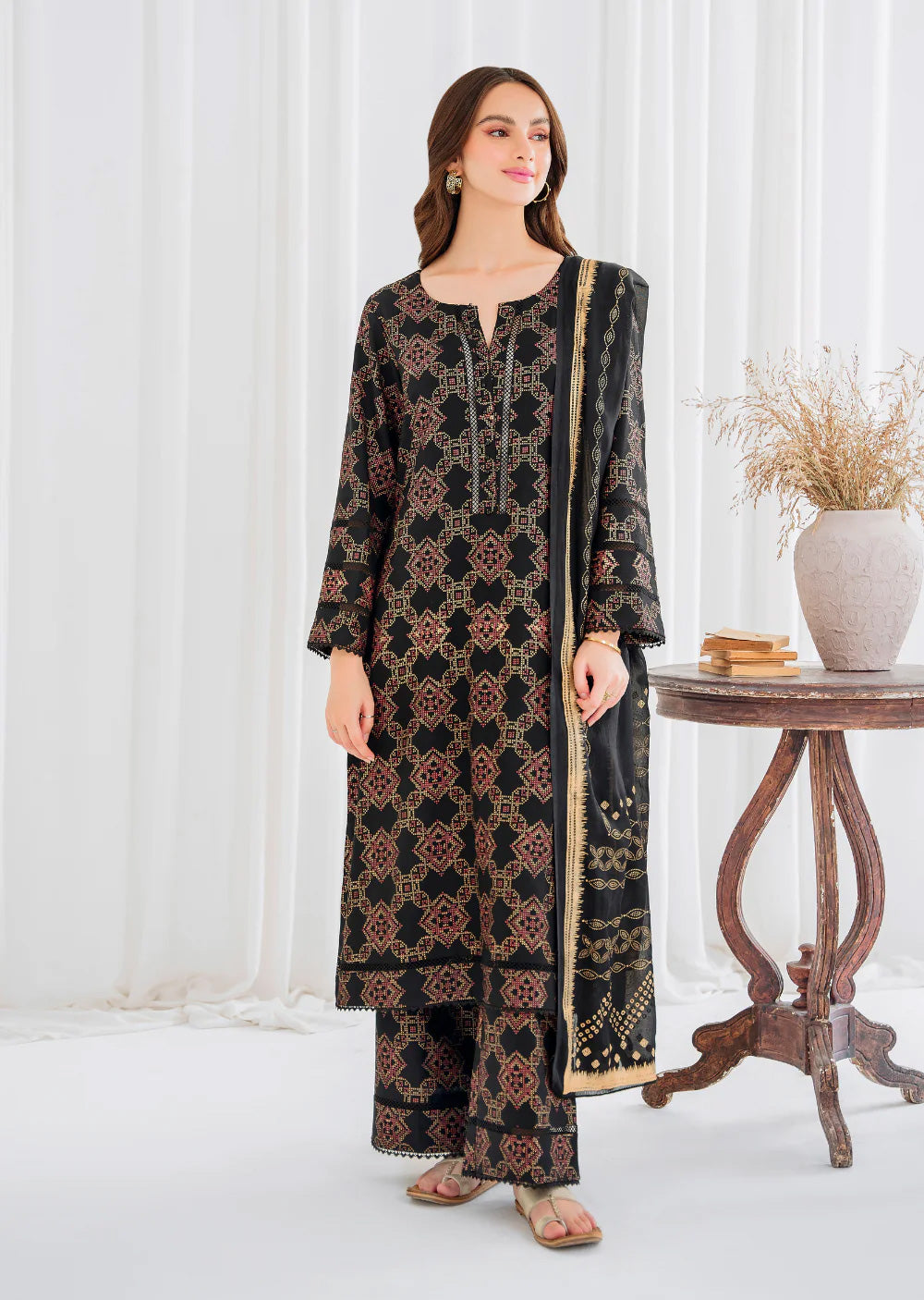 Arooshi - Readymade 3 Piece Garnet Suit - Memsaab Online