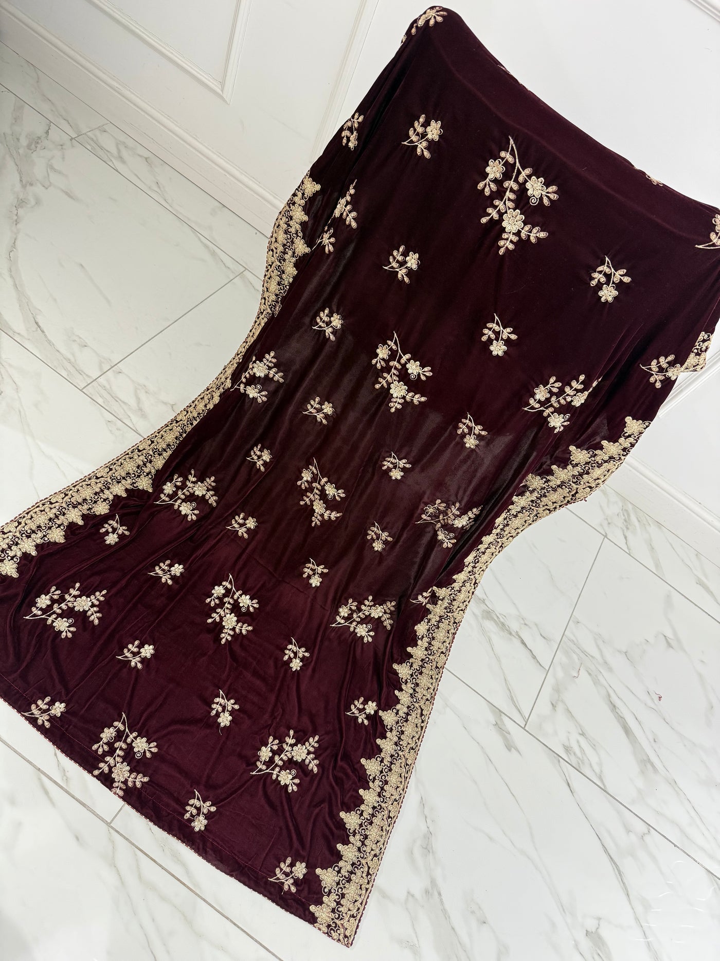 SMV103 Embroidered Velvet Shawl