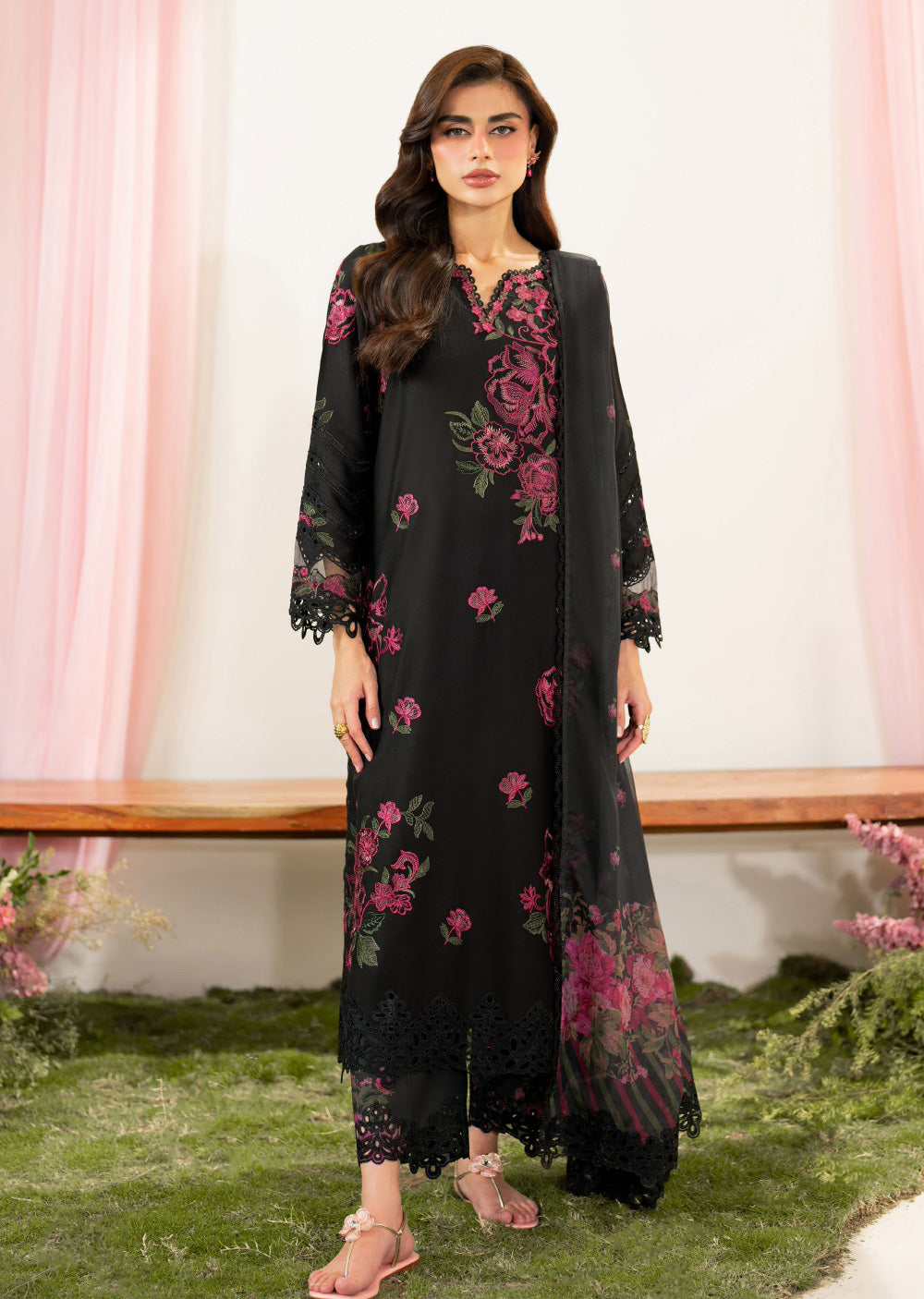IFE-06 Iznik Festive Edition 2025