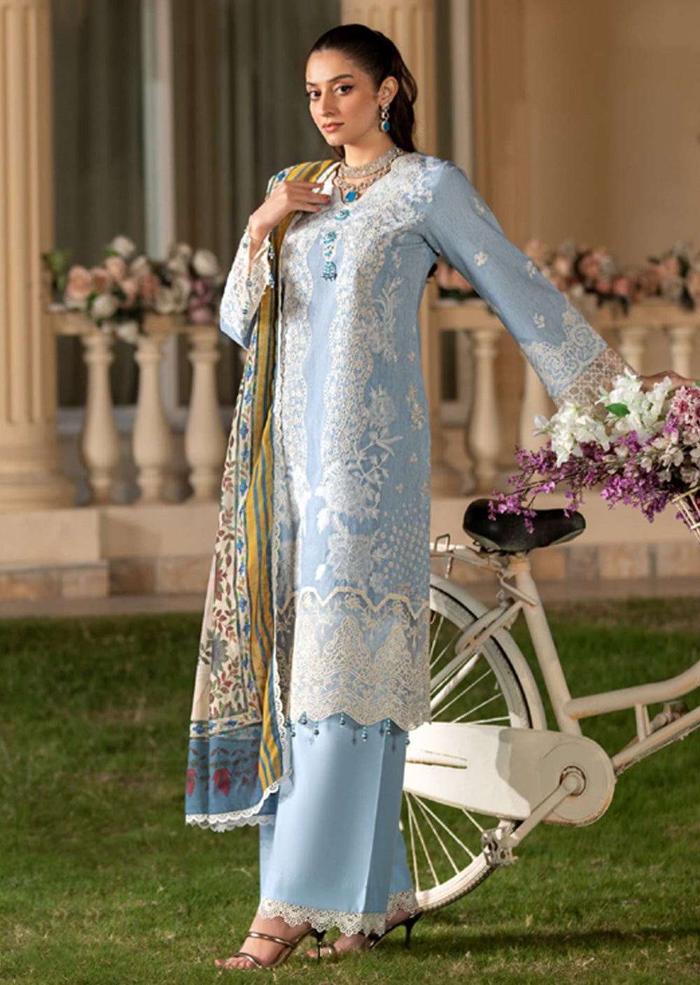 HSS-294 - Readymade Heeras Suit - Memsaab Online