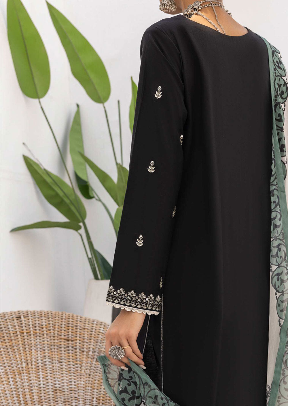 MNC-04 - Readymade - Monochrome Collection by Casualite 2024 - Memsaab Online