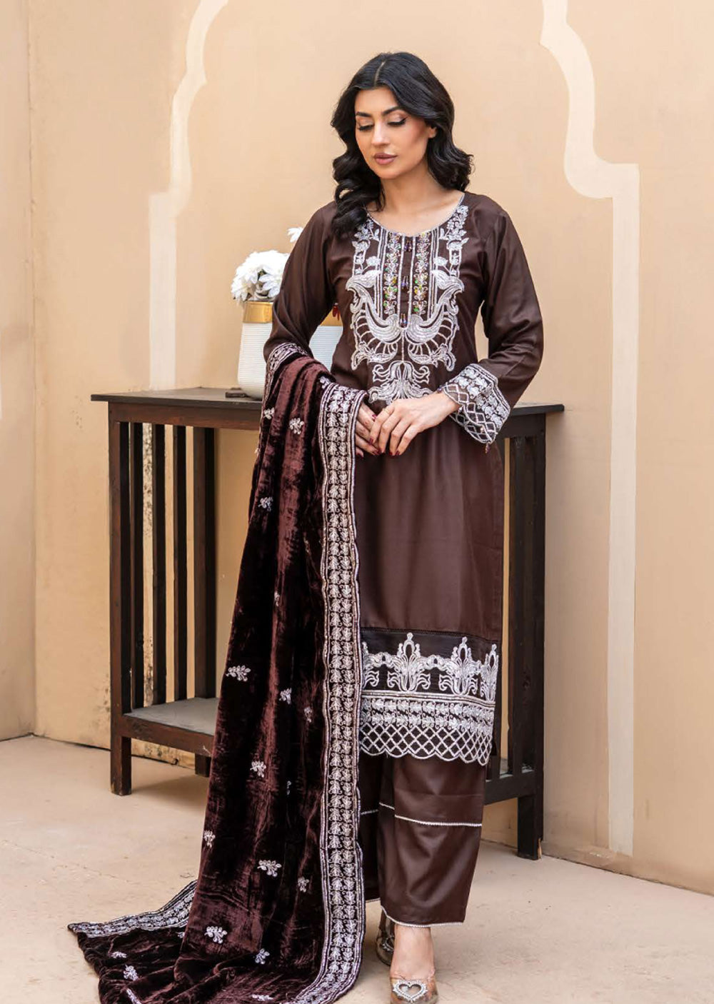 DAS-04- Readymade Rangz Dastaan Winter Suit 2025 - Memsaab Online