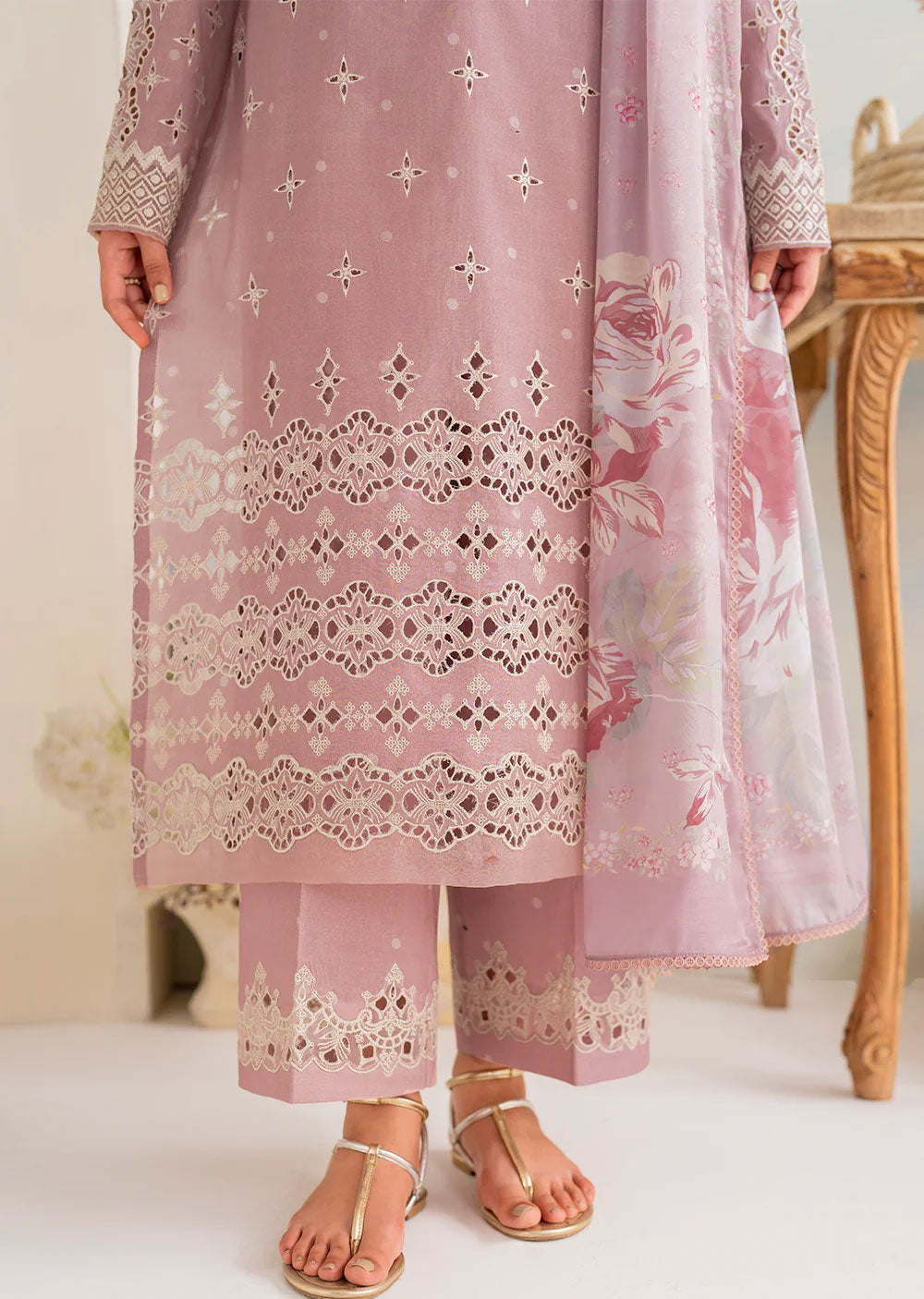 IGL-04 - Unstitched - Guzel Lawn Collection by Iznik 2024 - Memsaab Online