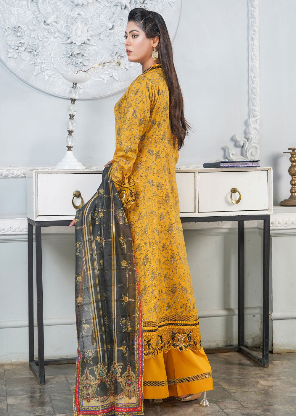 MNRD-04-R - Readymade - Munira Summer Lawn Collection 2024 - Memsaab Online