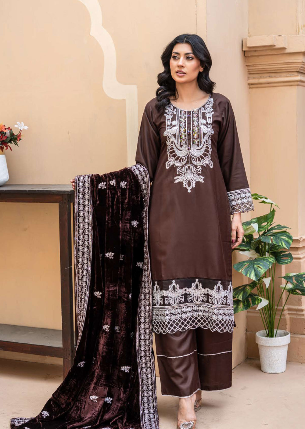 DAS-04- Readymade Rangz Dastaan Winter Suit 2025 - Memsaab Online