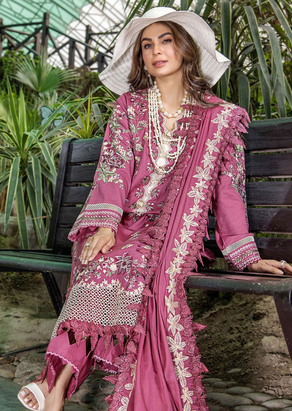 EA-LL-518 - Unstitched - Luxury Lawn Embroidered Collection 2024 - Memsaab Online