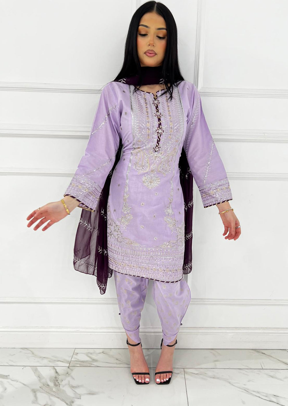 HSS-254 - Readymade Heeras Suit - Memsaab Online