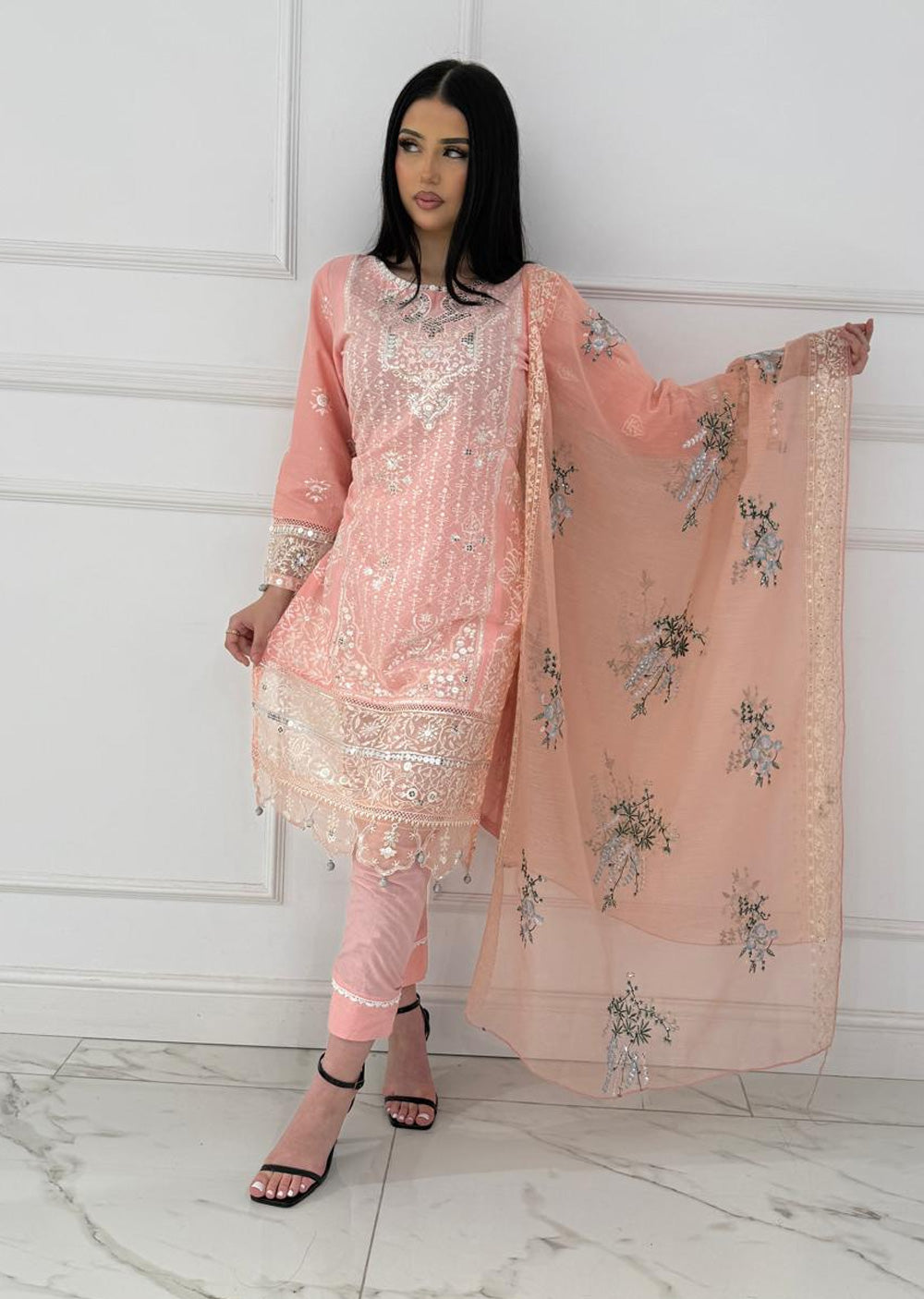 HSS-255 - Readymade Heeras Suit - Memsaab Online