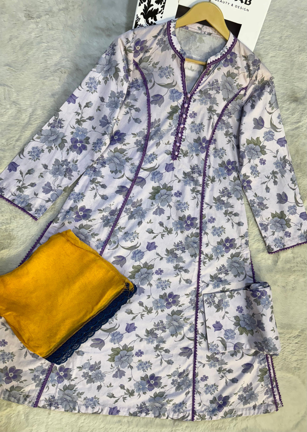 HSS-1133 - Readymade Heeras Suit