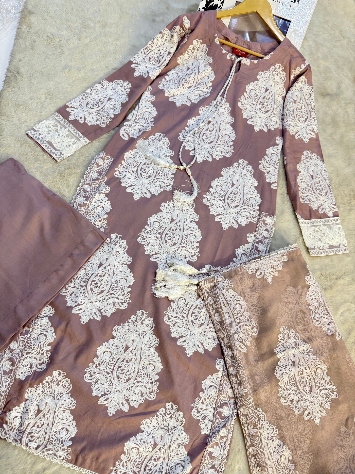 DLY-01 ReadymadE Linen Suit - Memsaab Online