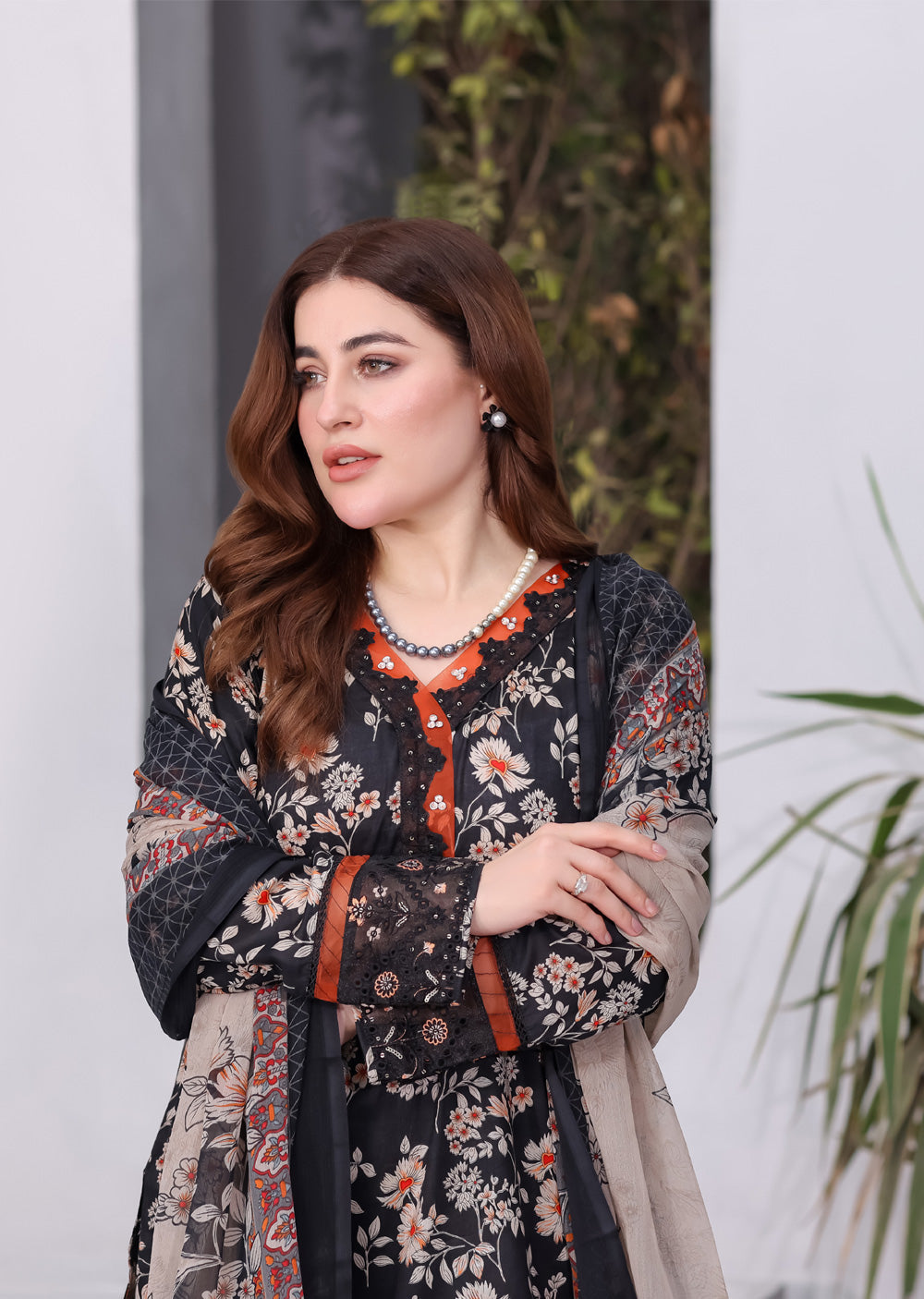 MDNA-18 - Black Embroidered Lawn Outfit - Memsaab Online