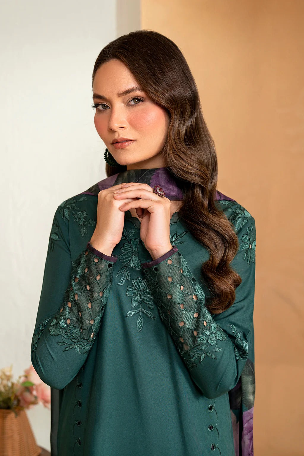 IFE-UE-468-Iznik Printed Lawn Edition 2025 - Memsaab Online