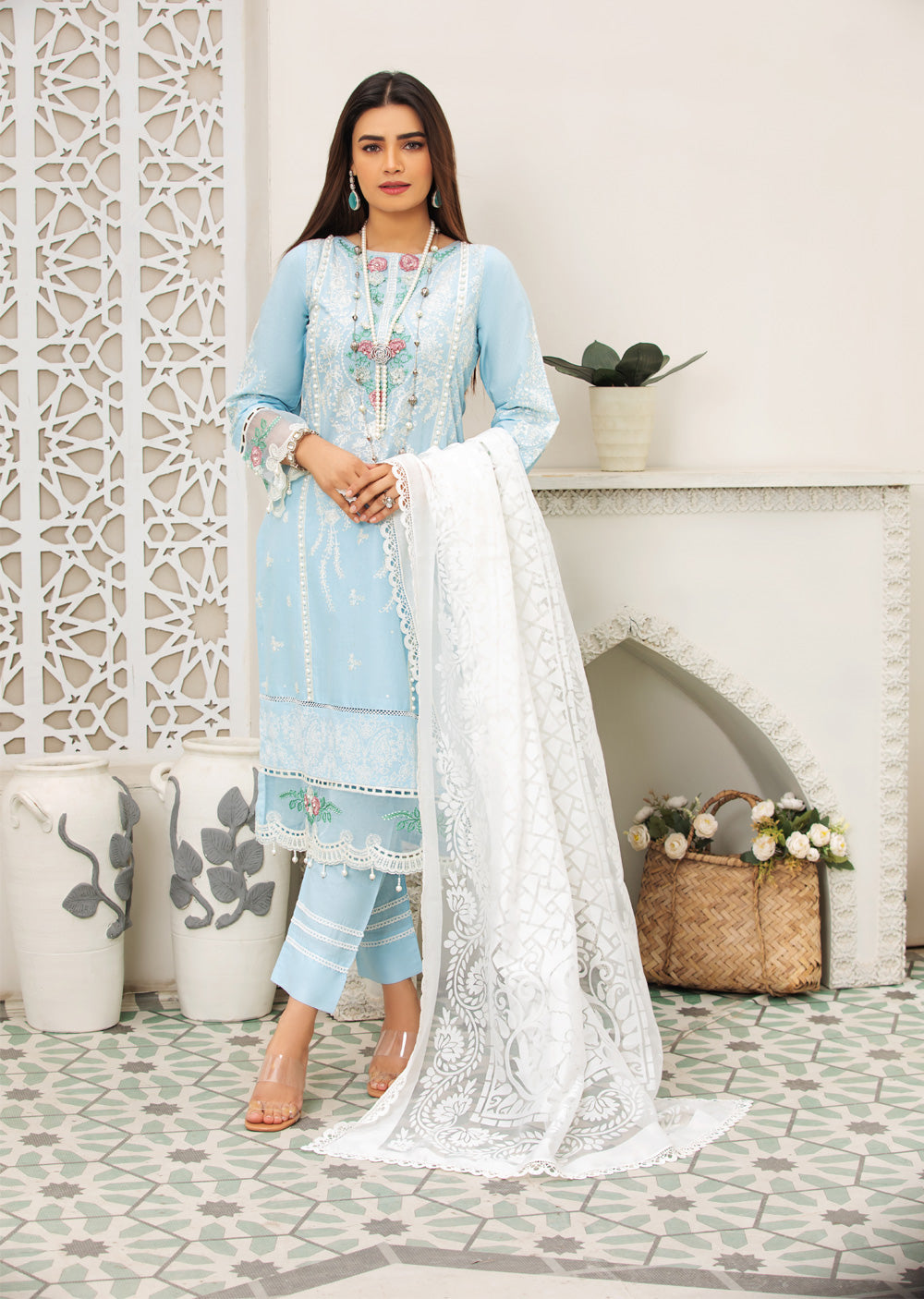 HSS-238 - Readymade Heeras linen Suit - Memsaab Online