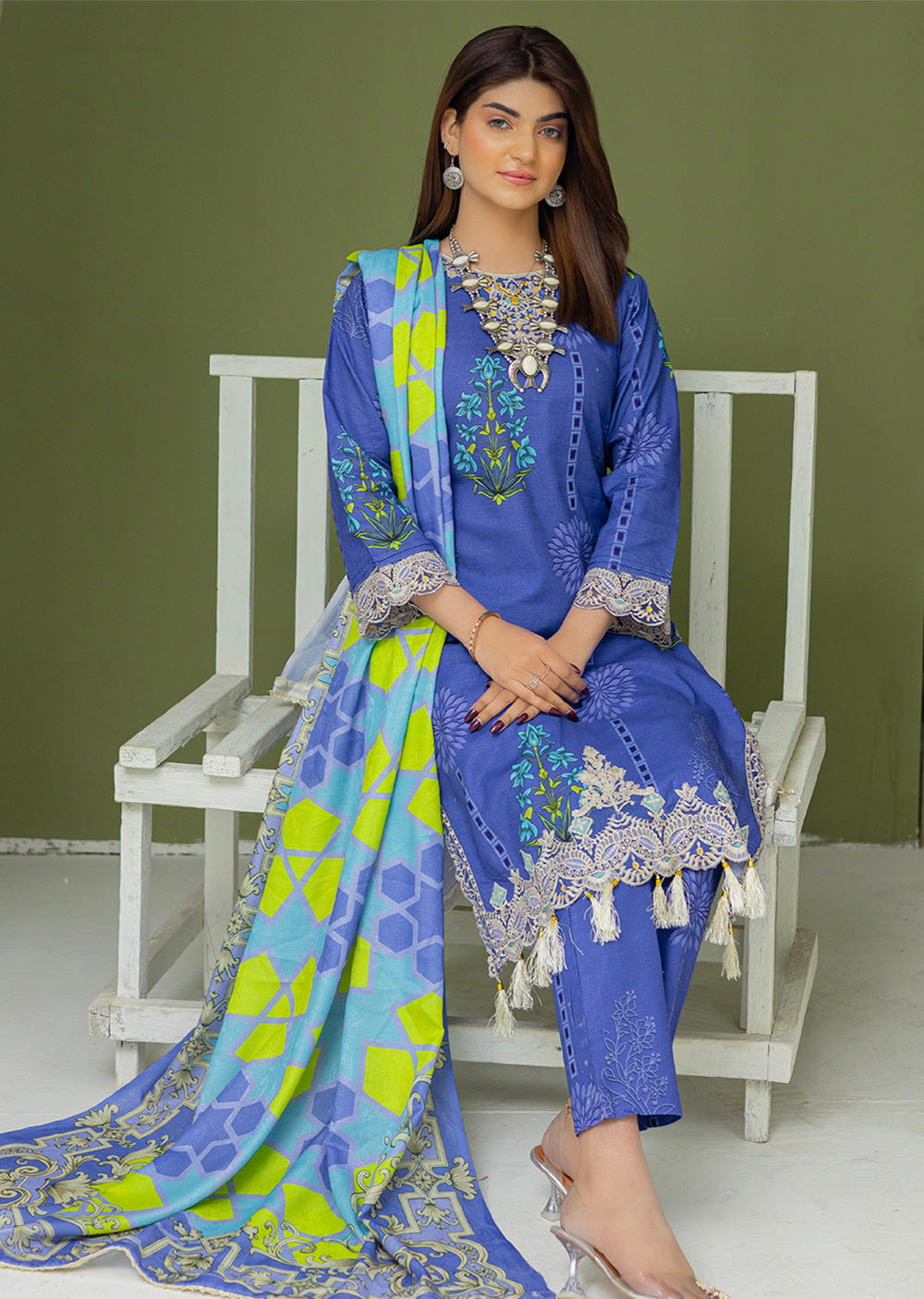 RNK-05-R - Readymade - Gulaal by Rangz Khaddar Winter Suit 2025 - Memsaab Online