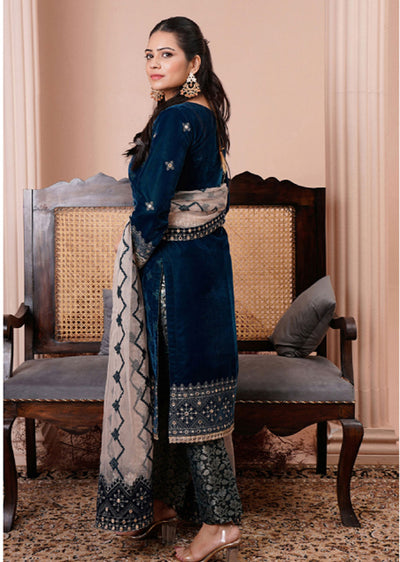 HN-05-R - Readymade - Hina Embroidered Collection 2023 - Memsaab Online