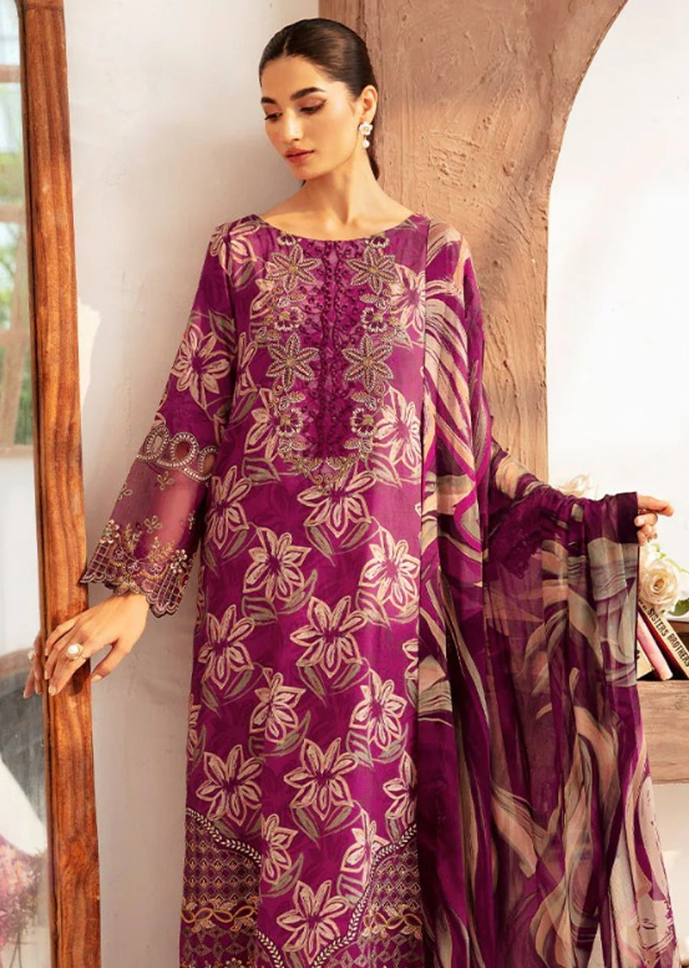 N-705 - Unstitched - Rangrez by Ramsha Luxury Lawn Vol 07 - Memsaab Online