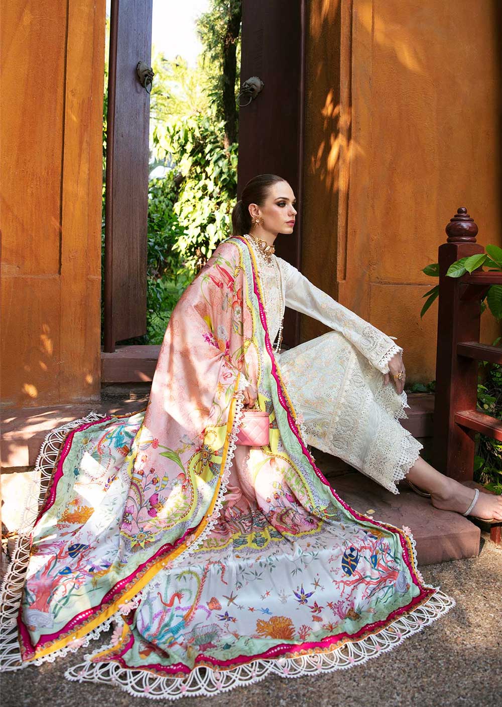 KM-05 - Daisy - Unstitched - Sareen Luxury Lawn Collection 2024 - Memsaab Online