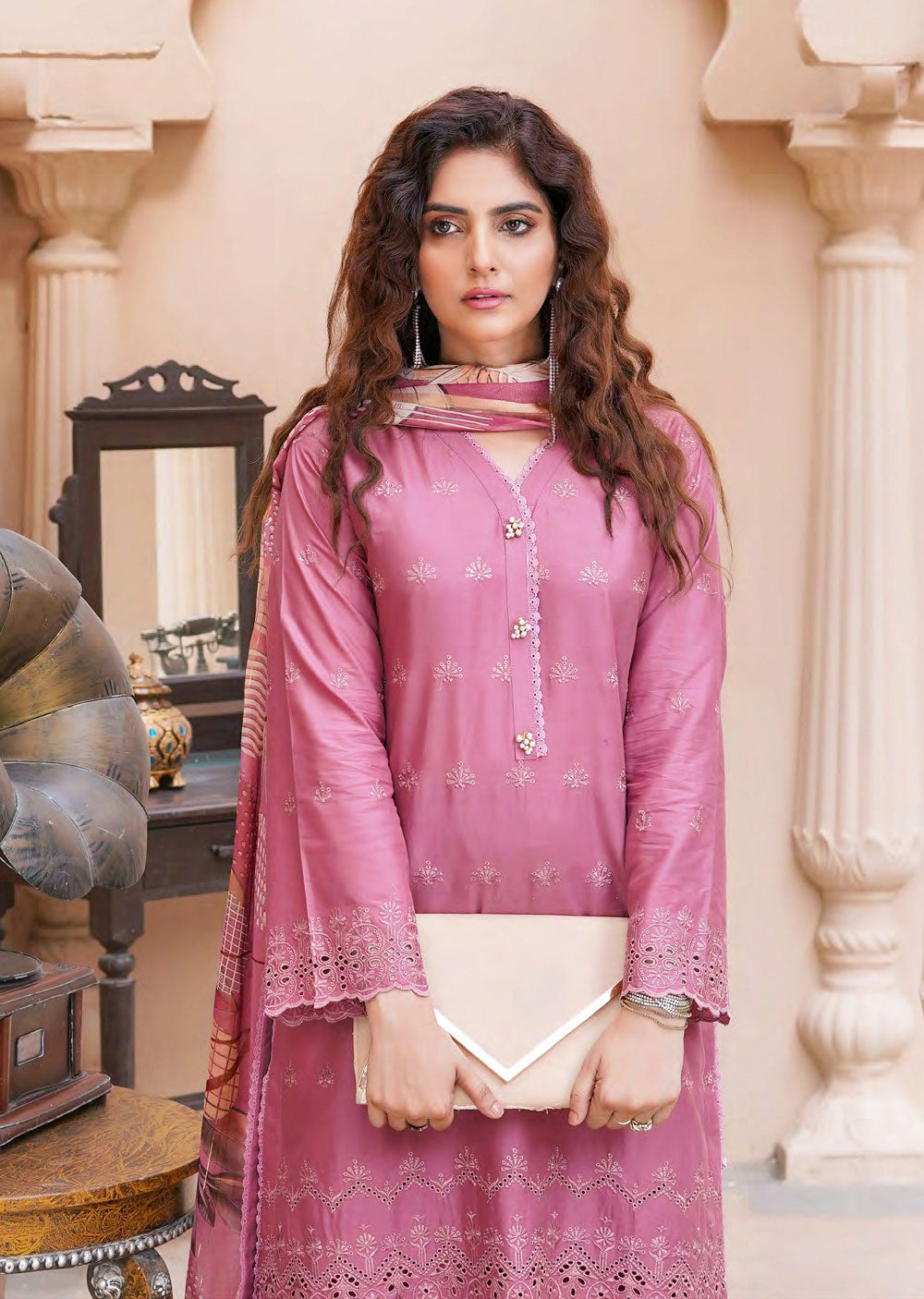 MNAR-05 - Readymade - Munira Lawn Collection 2024 - Memsaab Online