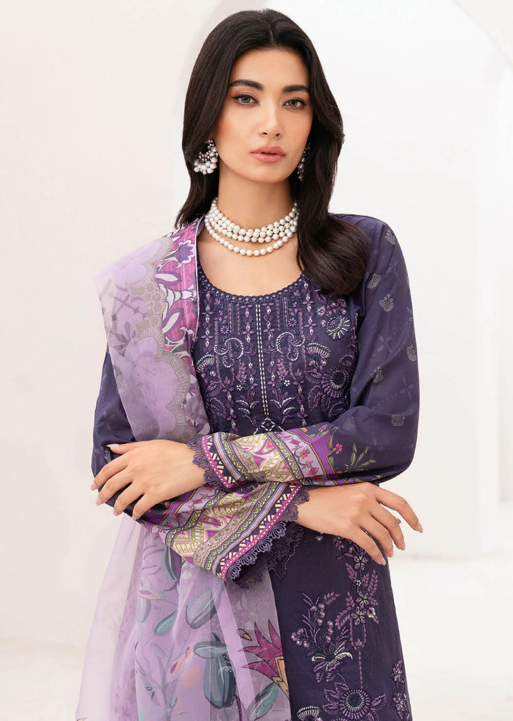 Z-1105-R - Readymade - Ramsha Mashaal Luxury Lawn Vol 11 - Memsaab Online