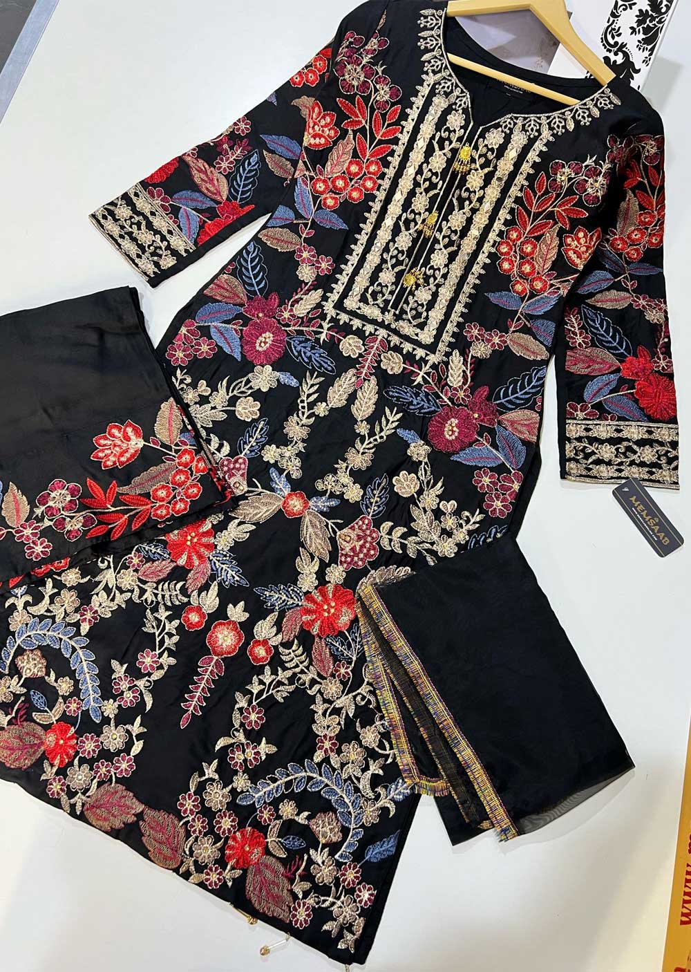 HK261 - Black Readymade Linen Suit - Memsaab Online