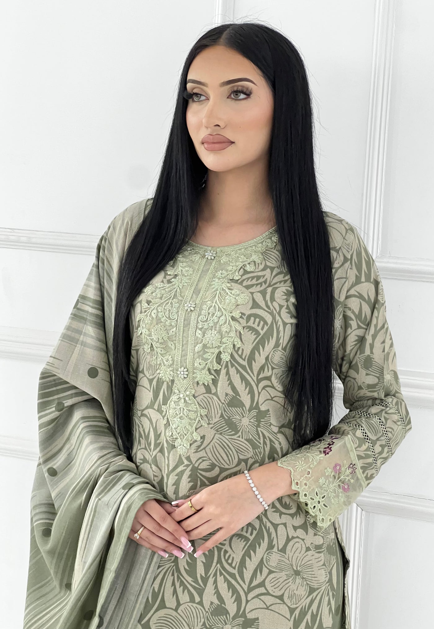 MDNA-27 - Readymade Embroidered Dhanak Outfit - Memsaab Online