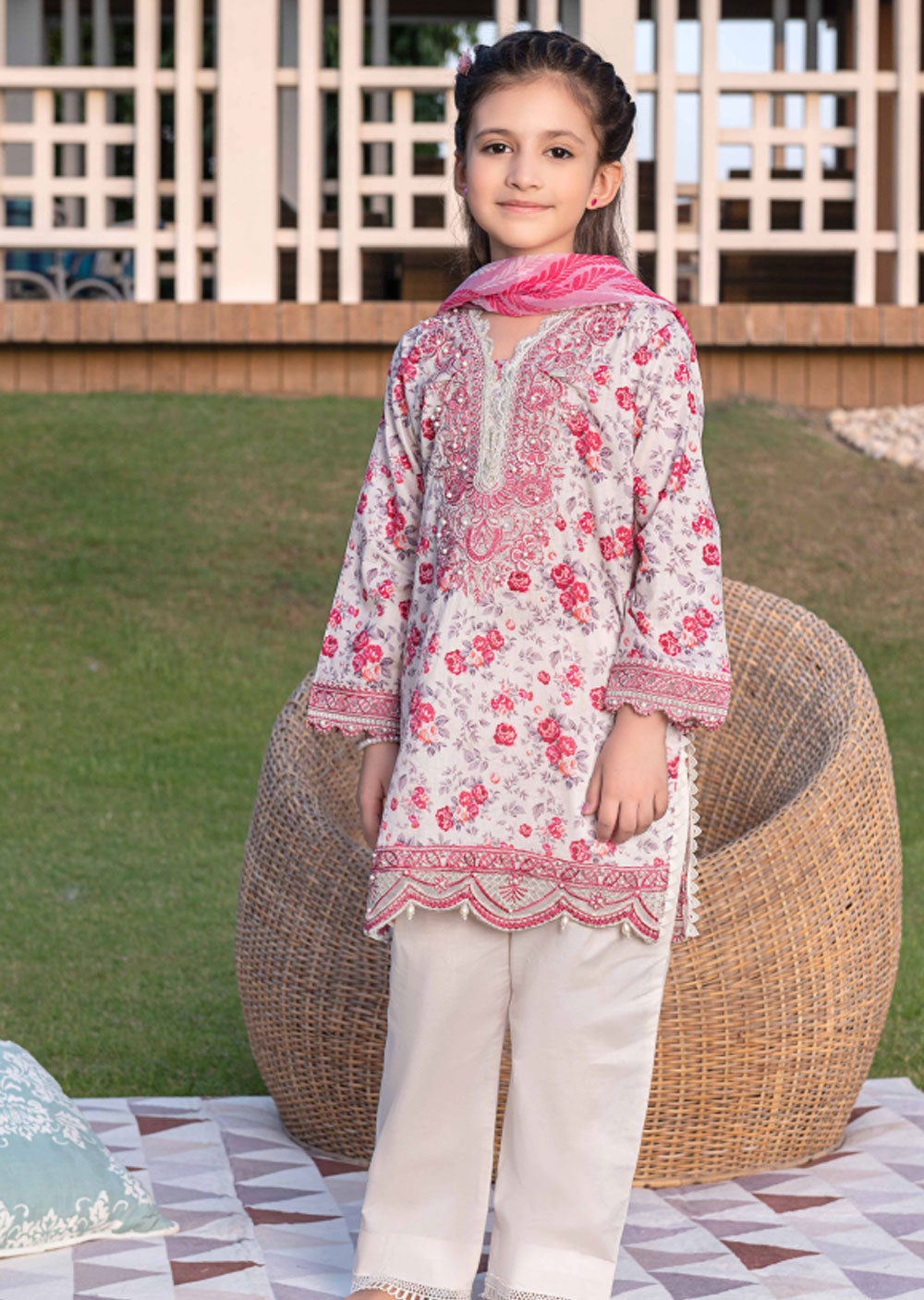 AL-747 - Readymade - Mother & Daughter Luxury Emboirdered Collection 2023 - Memsaab Online