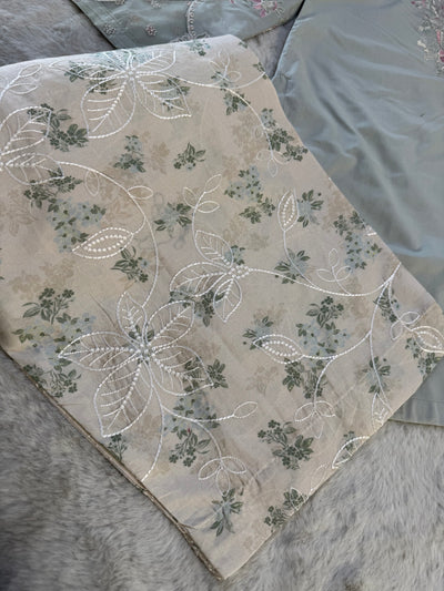 IFE-UE-472-Iznik Printed Lawn Edition 2025 - Memsaab Online