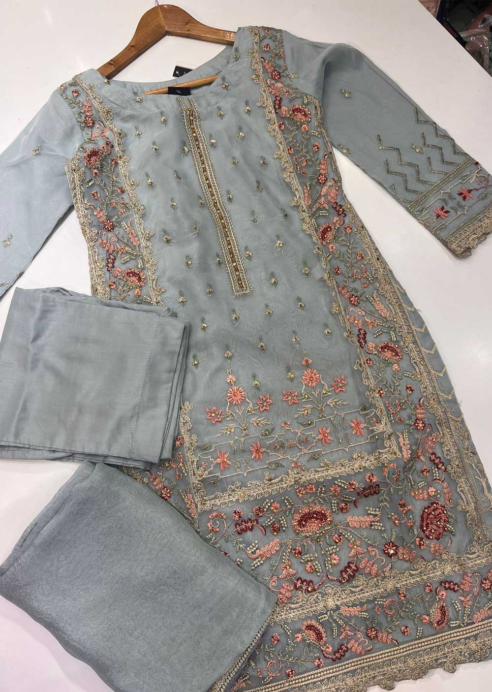 RGZ682 Grey Organza Readymade Suit – Memsaab
