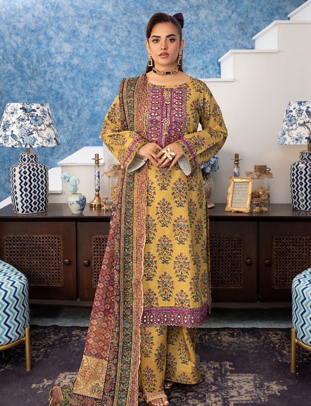 HSS-268 - Readymade Heeras Suit - Memsaab Online