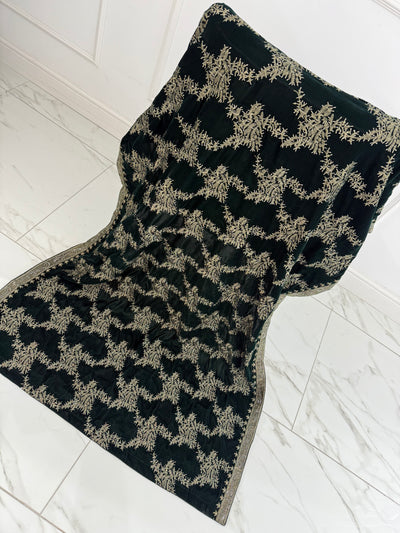 SMV102 Embroidered Velvet Shawl