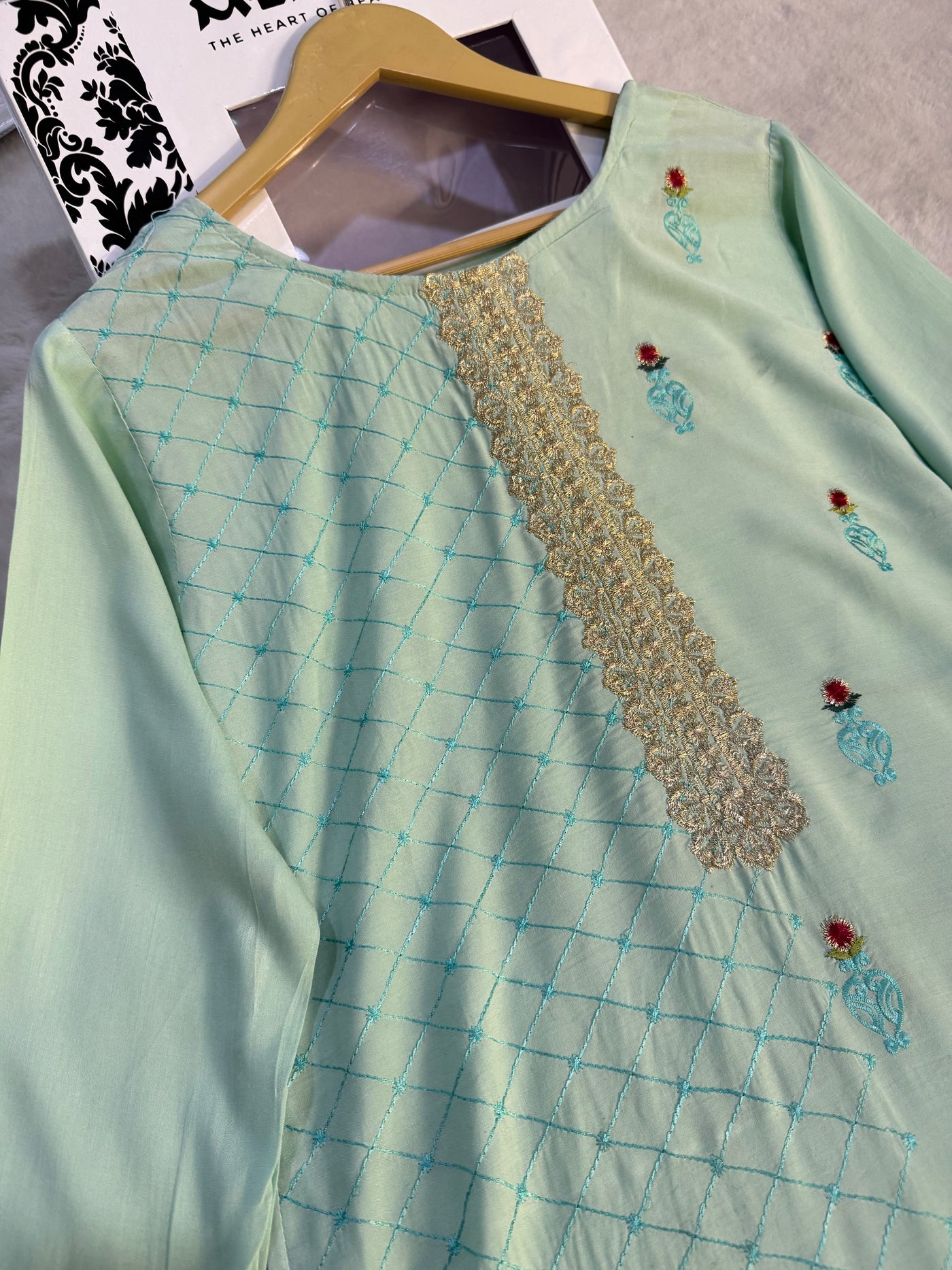 SN41 - Readymade - 3 Piece Linen Outfit