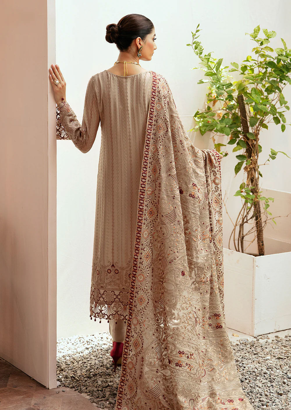 K-206-R - READYMADE - Ramsha Kashish Weightless Chiffon Vol 2 2024 - Memsaab Online