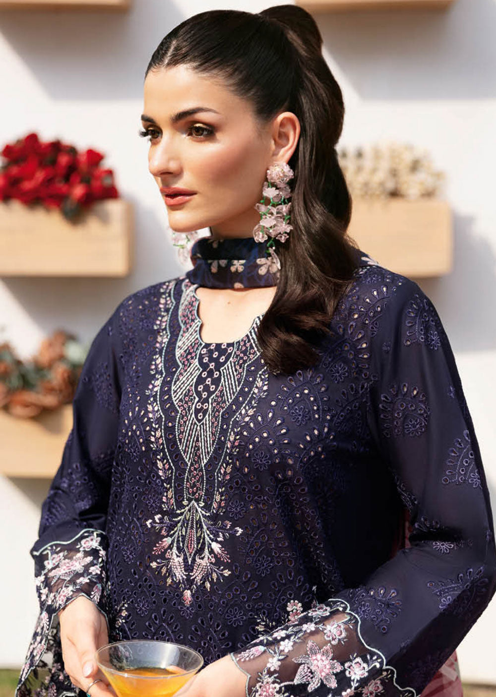 Z-906-R - Readymade - Ramsha Andaaz Luxury Lawn Vol 9 2024 - Memsaab Online