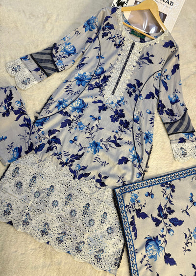 MDNA-25 - Readymade Embroidered LINEN Outfit - Memsaab Online
